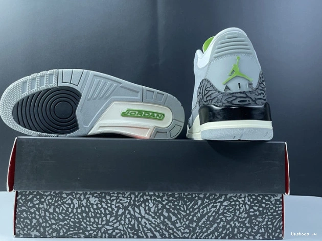 Chlorophyll 3 136064-006 Air Retro Jordan 0924